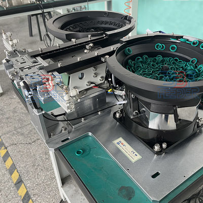 ระบบขนส่ง Cap บอลฟีเดอร์ ครัวน Lids Flip Top Cap Vibrating Linear Feeder